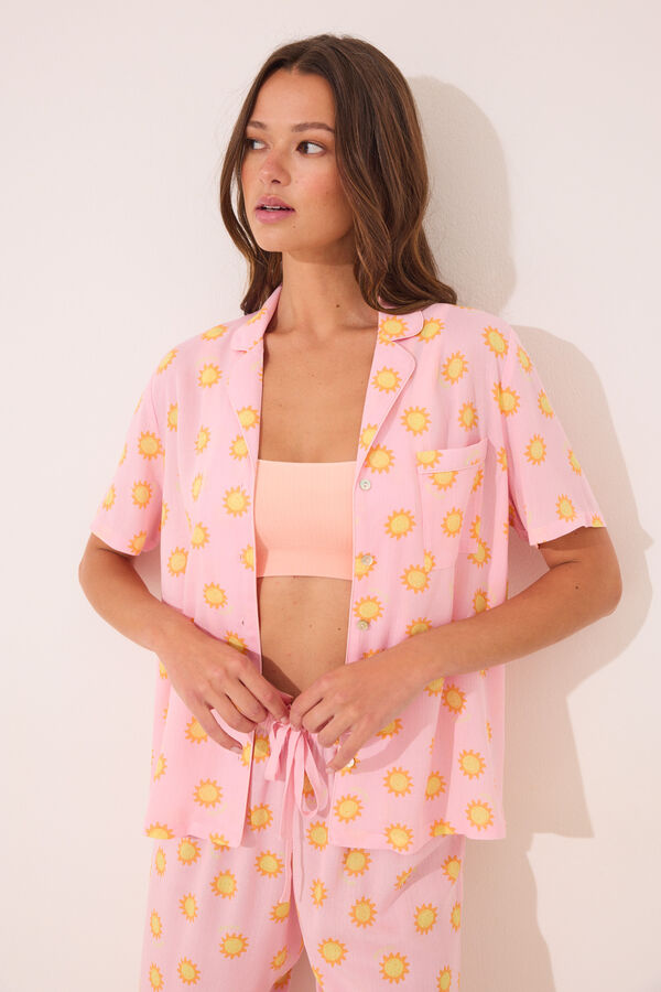 Womensecret Pijama camisera Capri de viscosa rosa con protección solar rosa