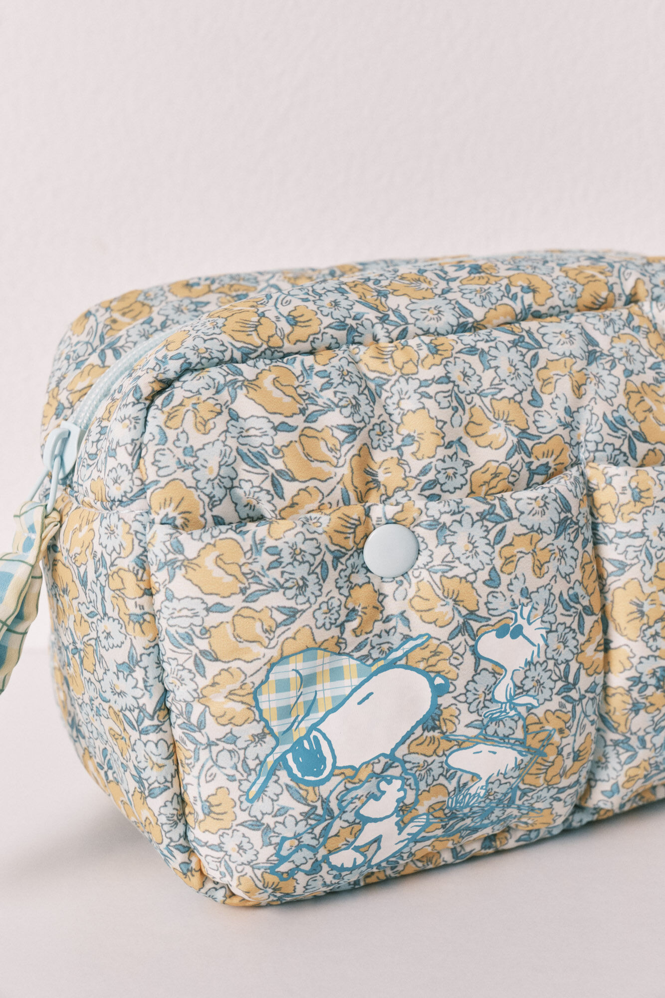 Women'secret Neceser mediano de florecitas Snoopy