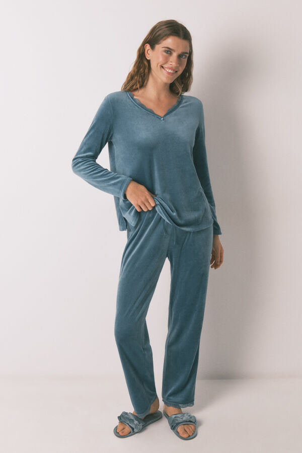 Womensecret Pijama larga de terciopelo verde. verde