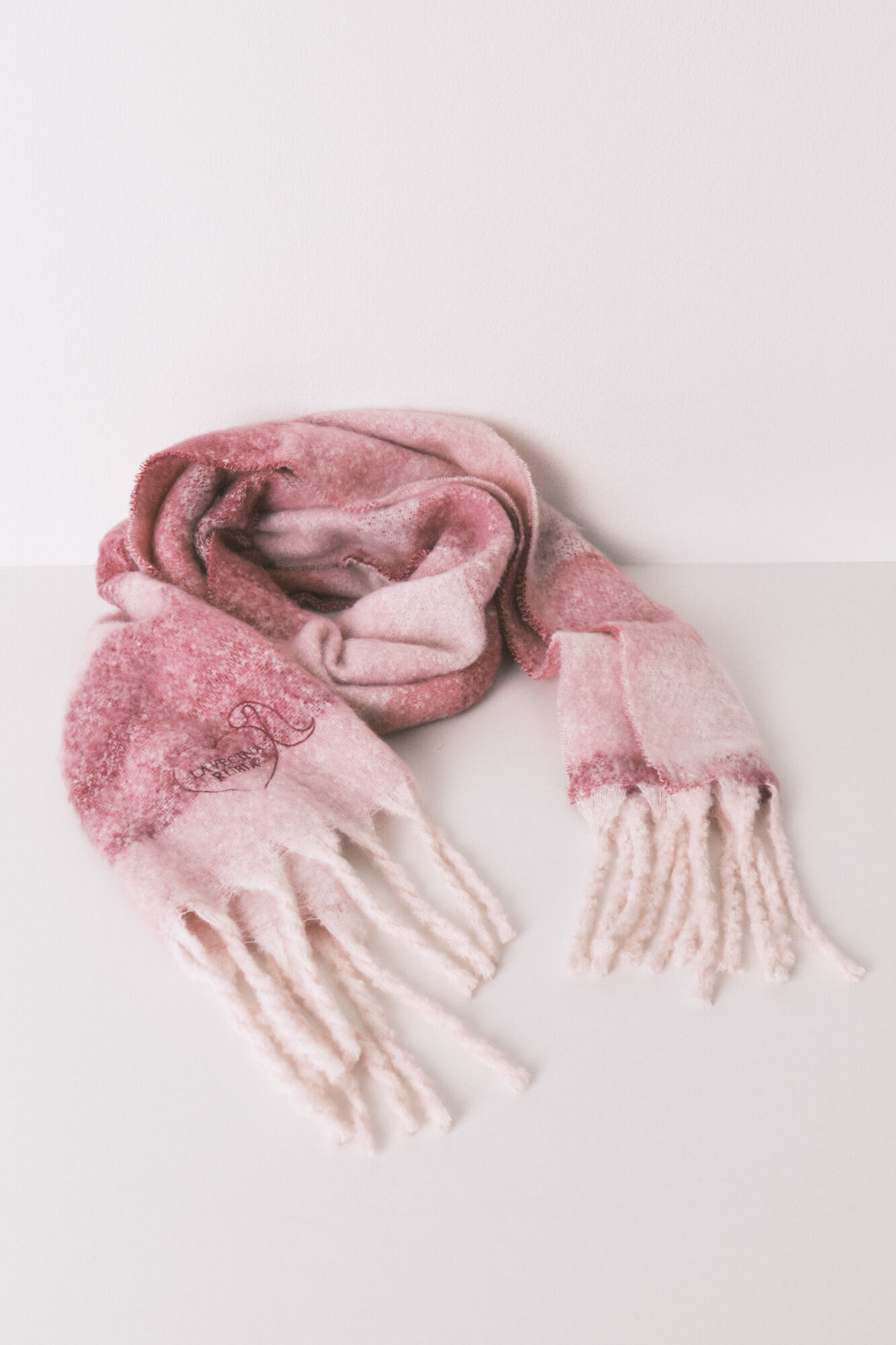 Women'secret Pa&ntilde;uelo de mohair rosa