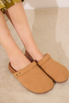 Womensecret Zapatillas BIO cerradas en color camello beige