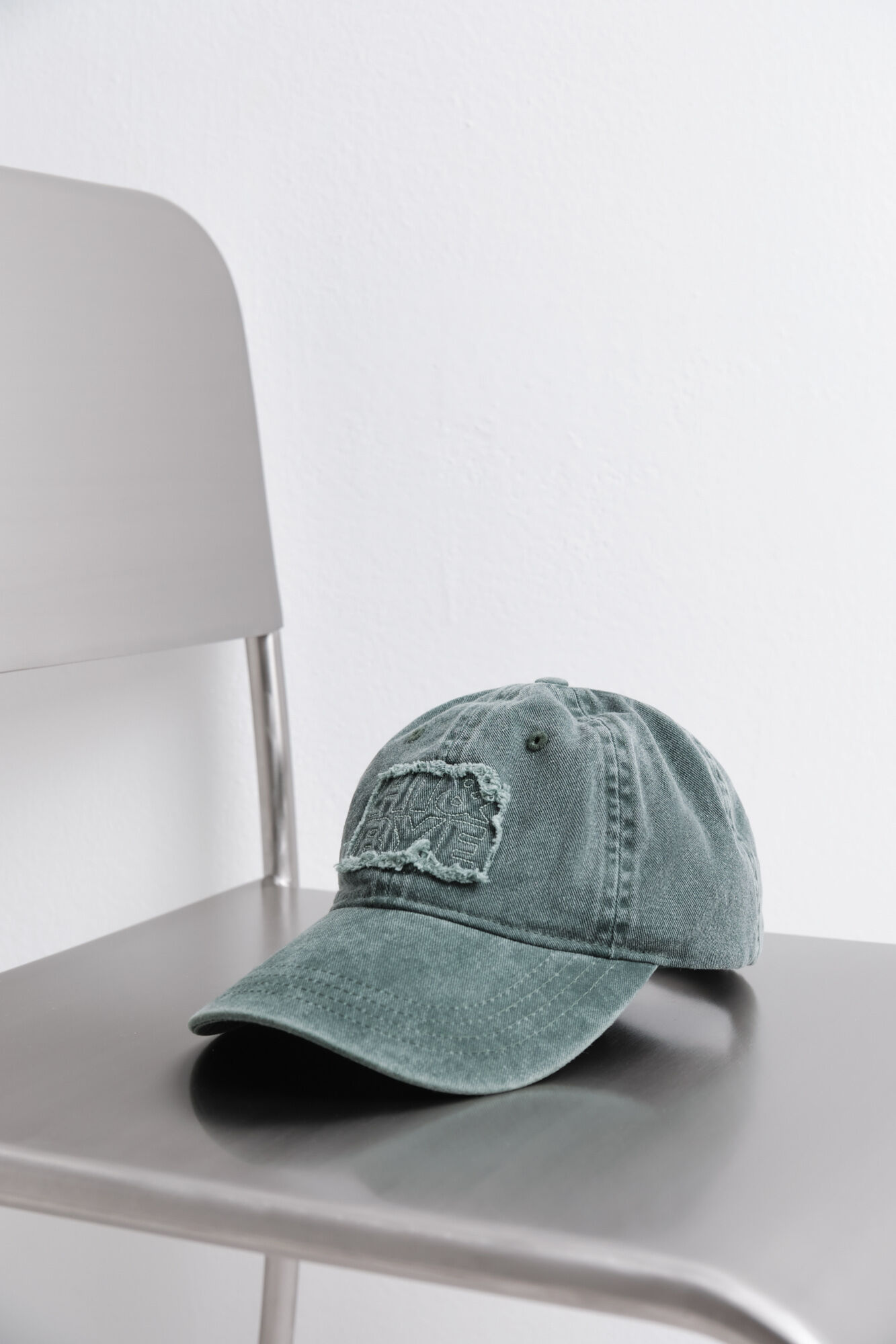 HI&BYE Gorra de algod&oacute;n con el logo de la botella bordado