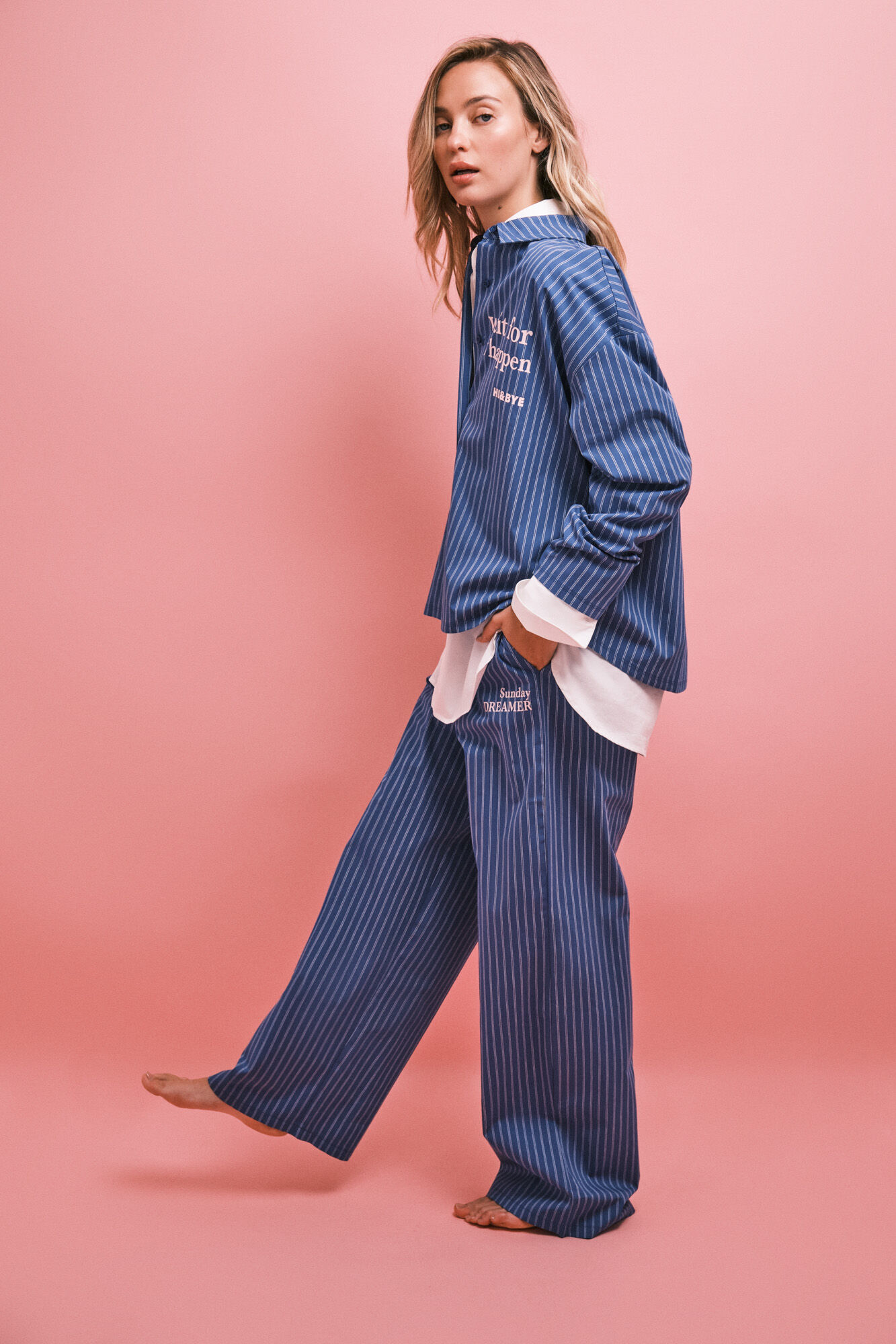 HI&BYE Pijama larga camisera de rayas azul