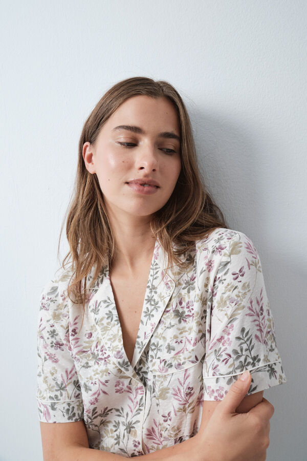 Women'secret Pijama larga camisera de manga corta con estampado floral marfil