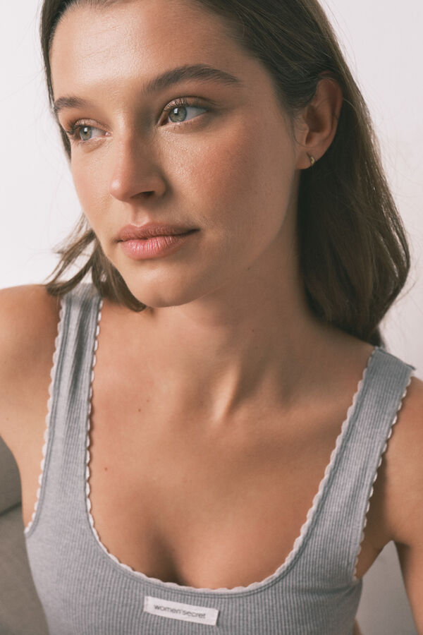 Women'secret Top sin costuras acanalado gris gris
