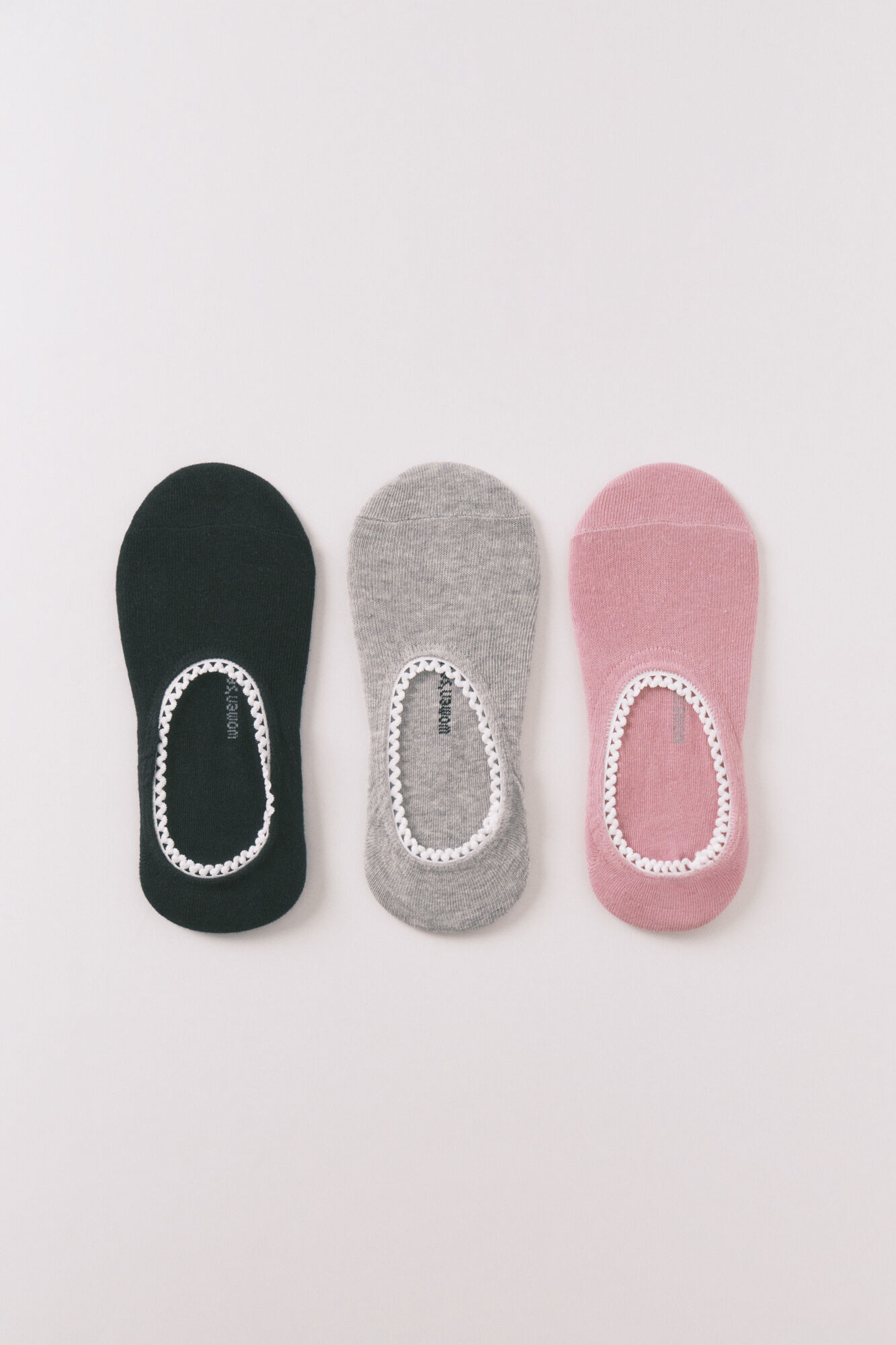 Women'secret Pack 3 calcetines invisibles con logo blancos