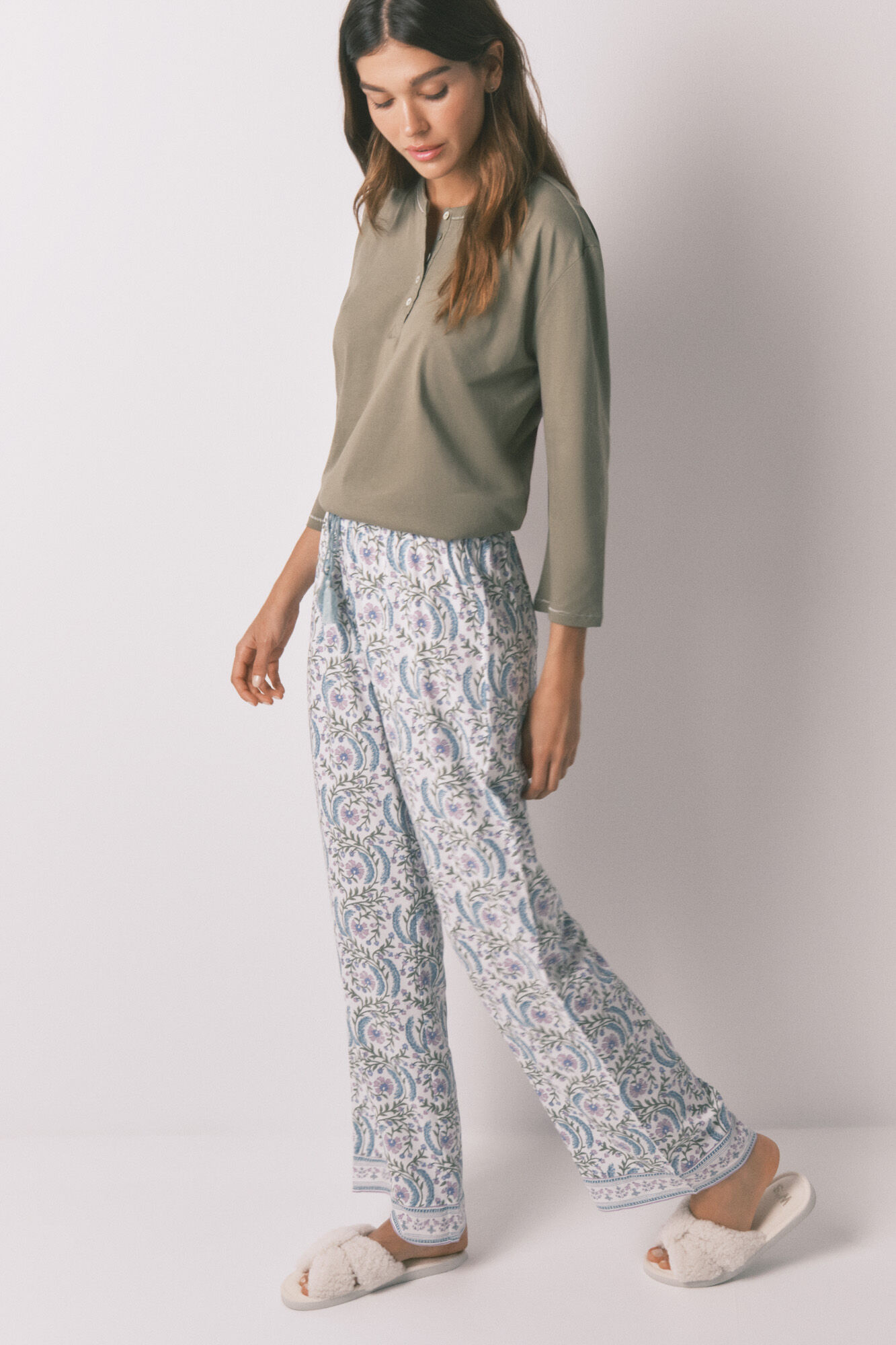 Women'secret Pantal&oacute;n largo de viscosa con estampado de flores