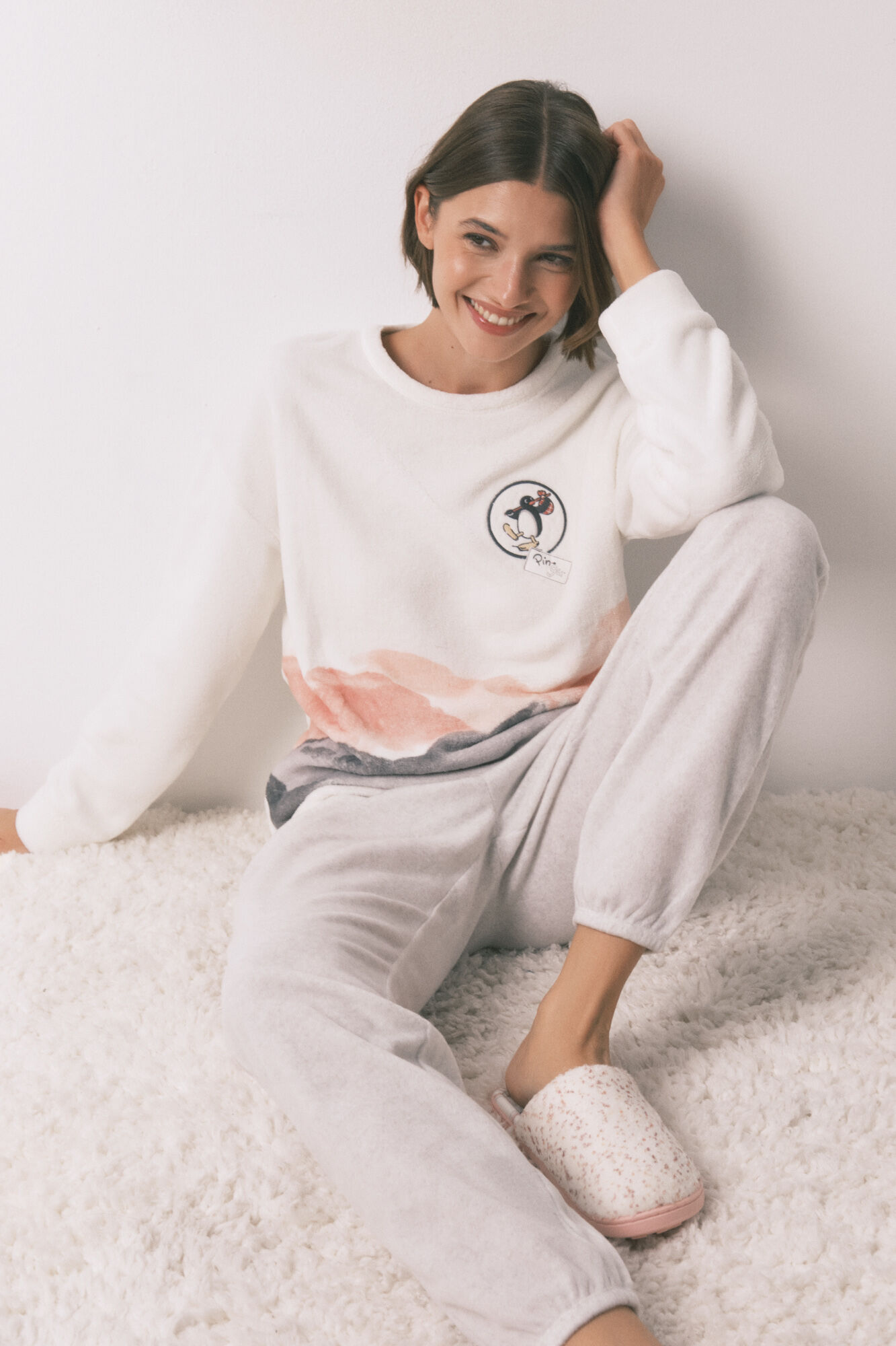 Women'secret Pijama larga polar suave estampado Pingu