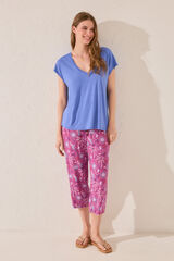 Womensecret Pantalón capri de viscosa con estampado morado/lila estampado
