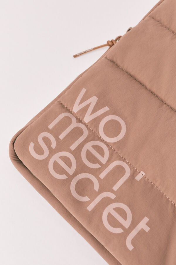Women'secret Funda tablet acolchada logo marr&oacute;n caf&eacute;