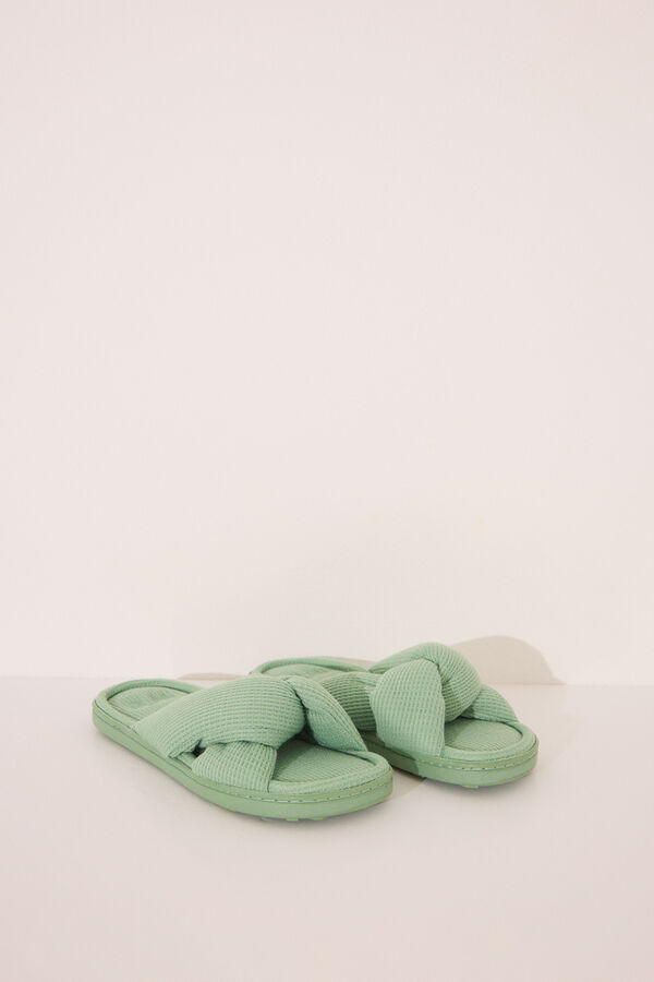 Womensecret Zapatillas abiertas con diseño de gofre verde verde