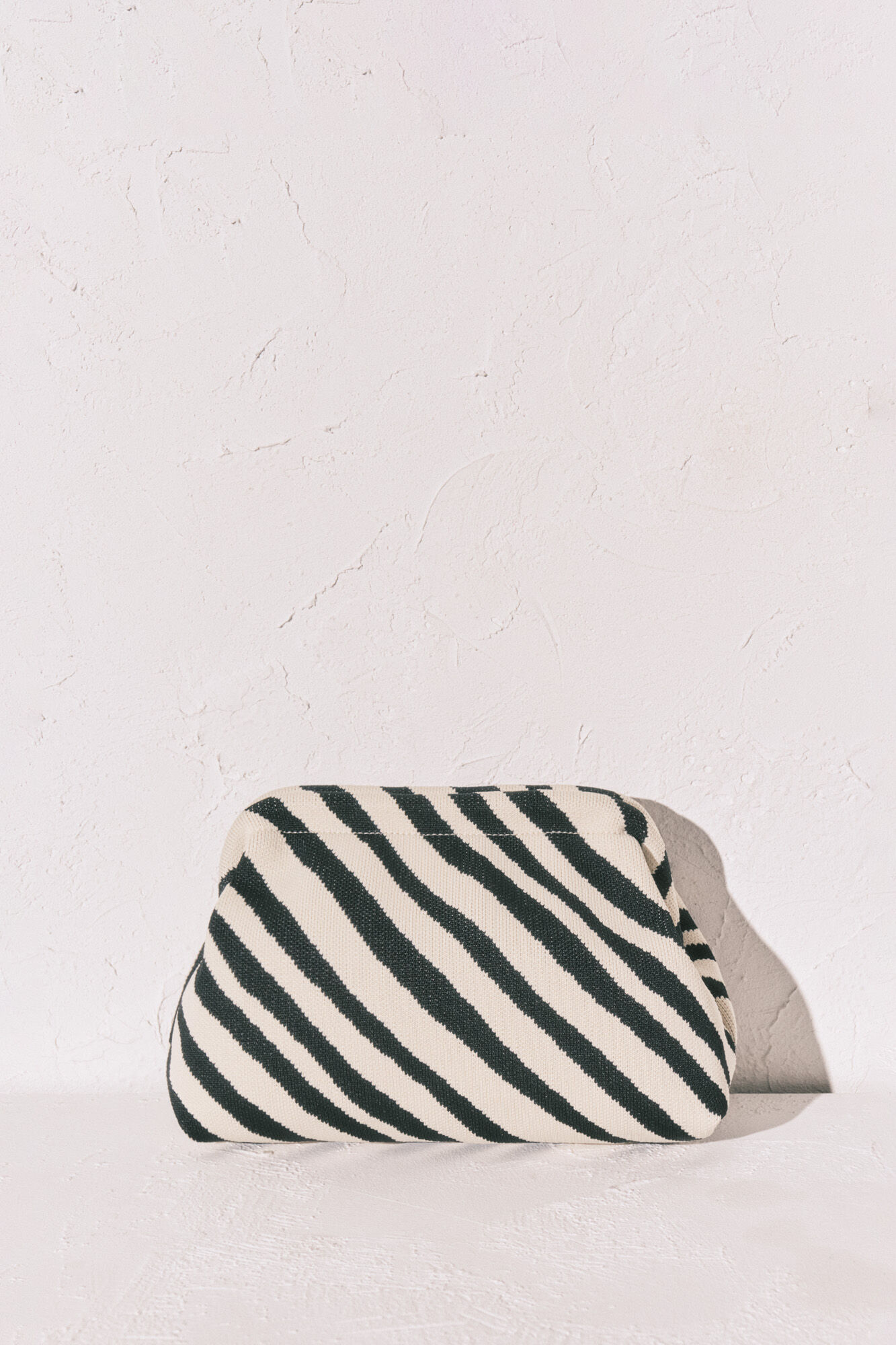 Women'secret Neceser mediano estampado cebra
