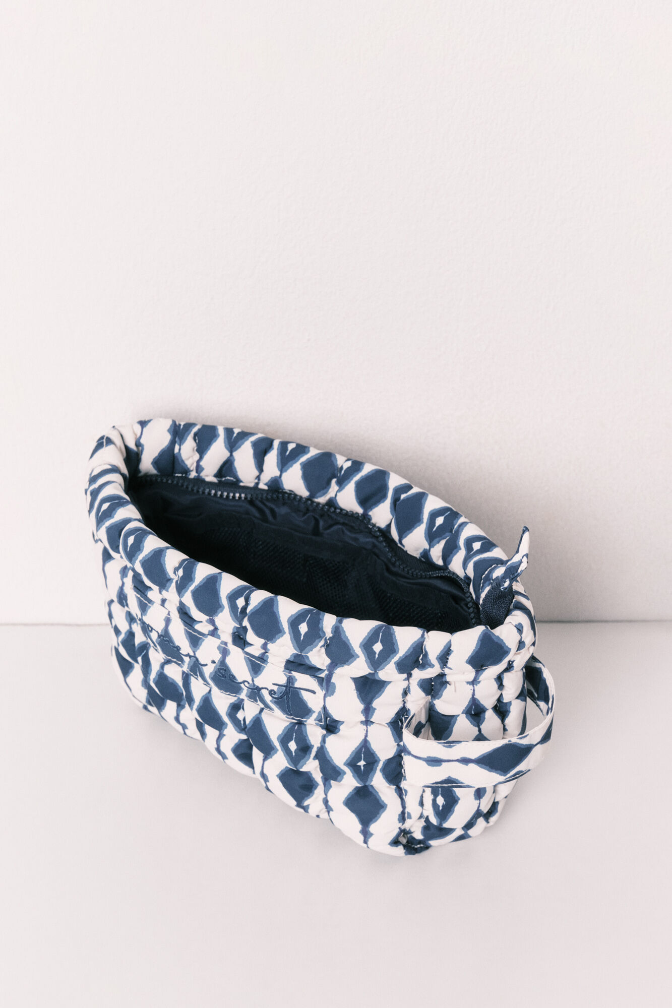 Women'secret Neceser acolchado estampado azul