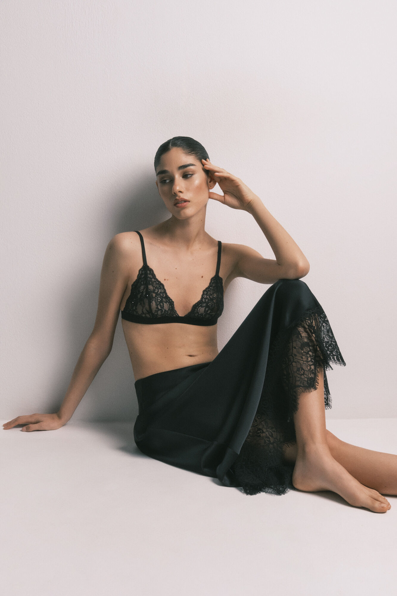 Women'secret Brasier triangular NATURAL encaje negro brillo