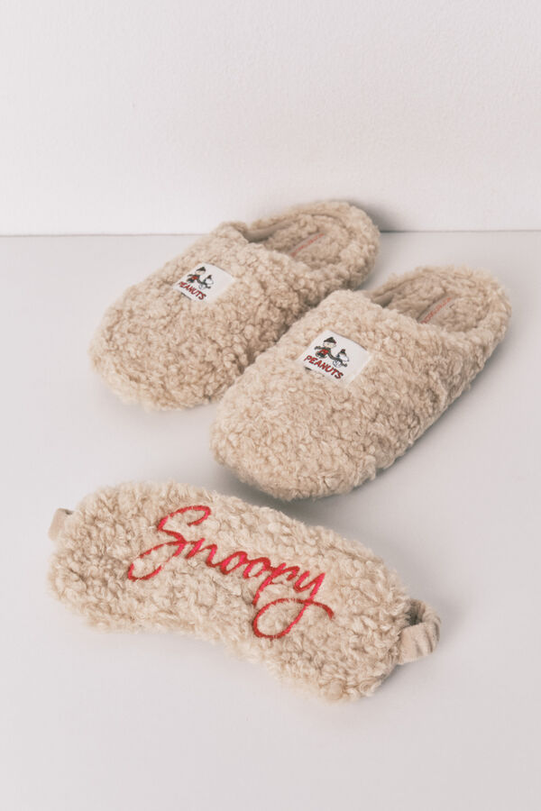 Women'secret Pack de regalo de pantuflas para casa de borrego de Snoopy y antifaz marfil