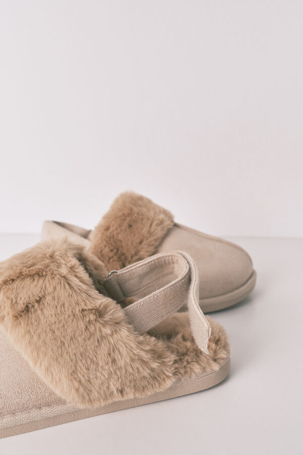 Women'secret Pantuflas para casa de piel de camello beige