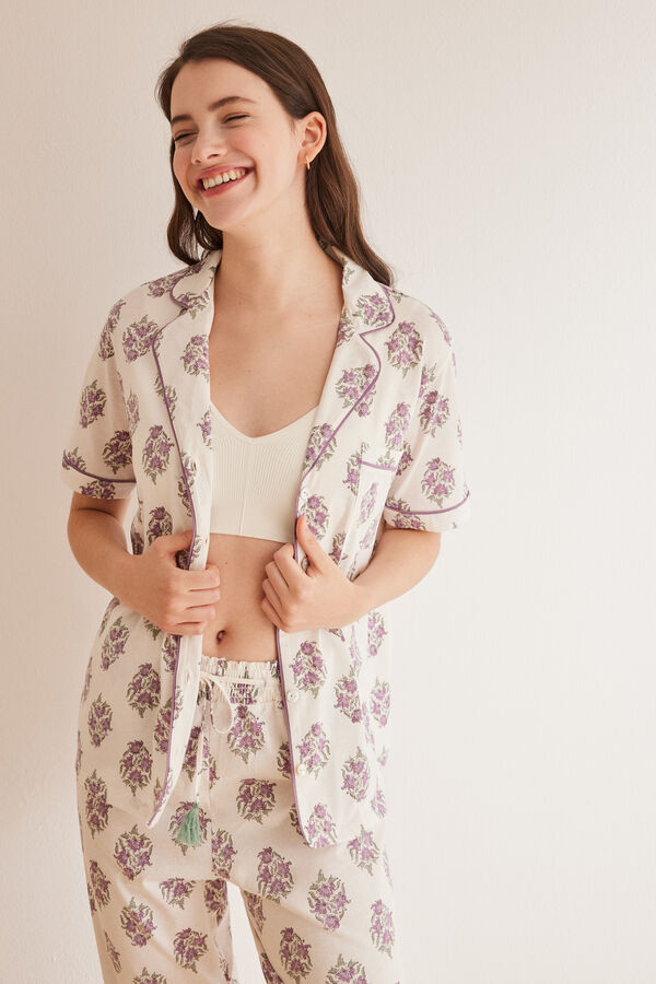 Womensecret Pijama camisera manga corta Capri flores blanco