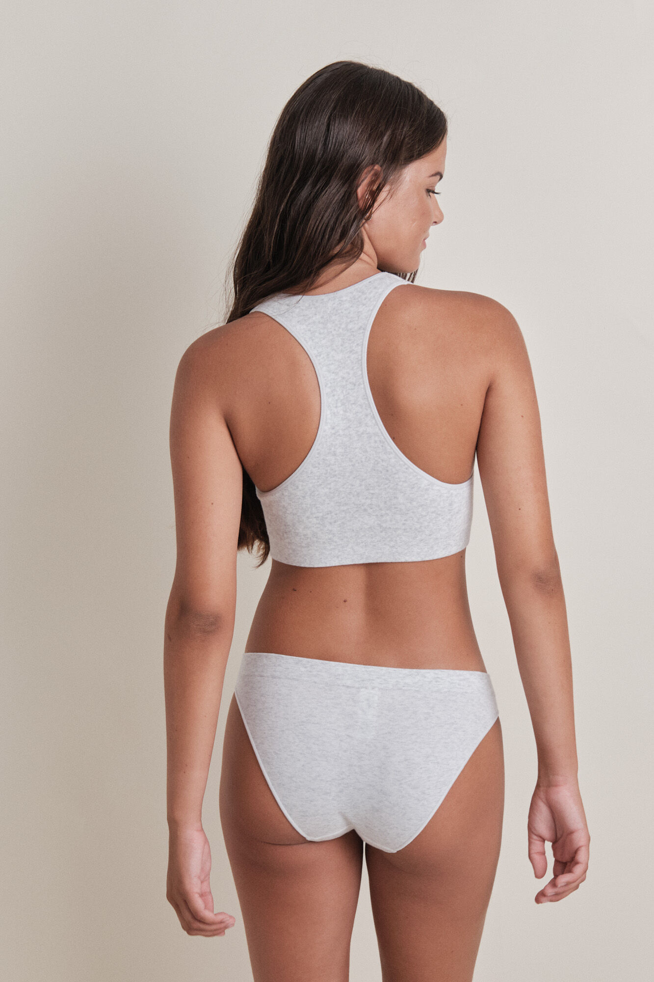 HI&BYE Panty cl&aacute;sica gris sin costuras