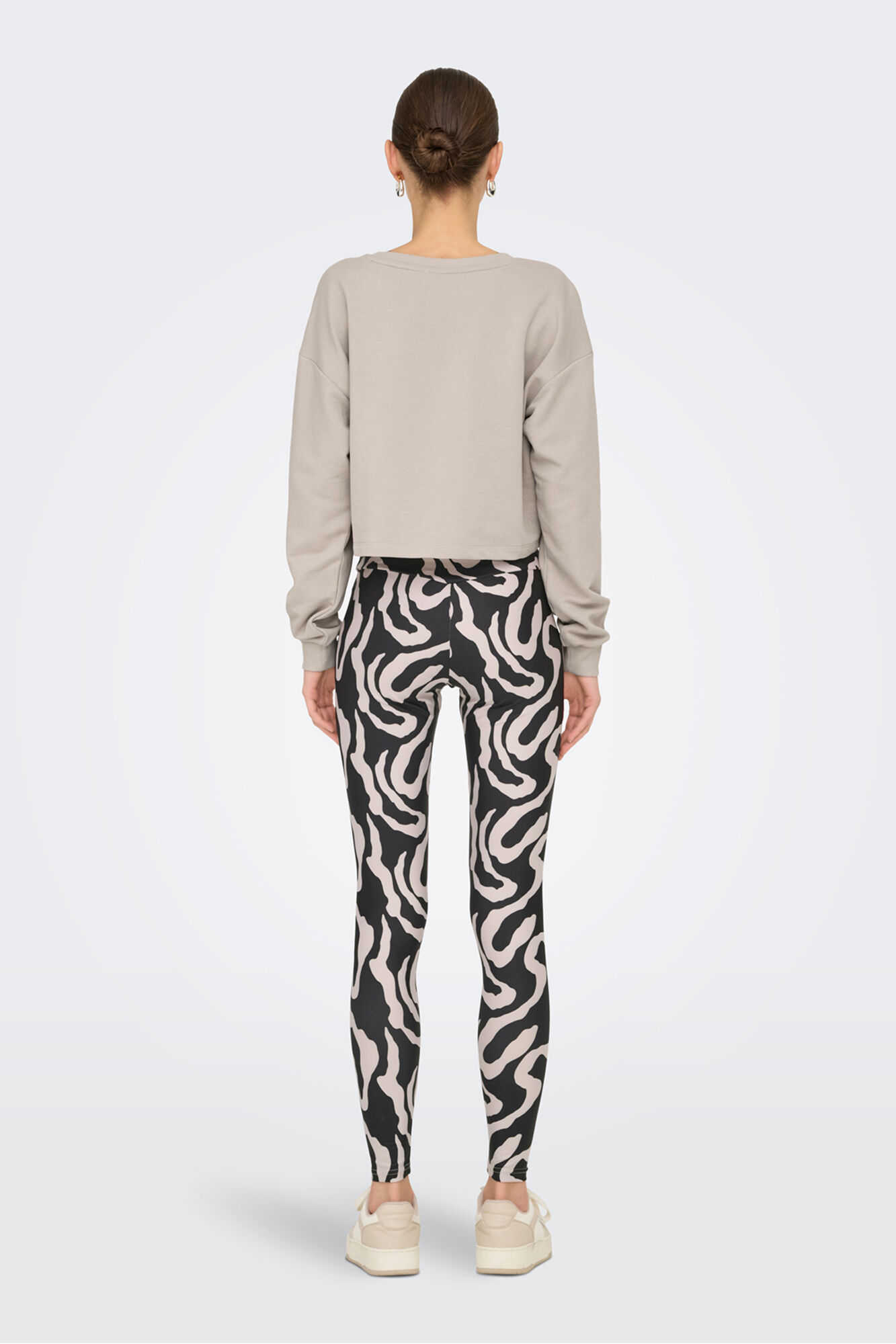 Only Play Sudadera corta