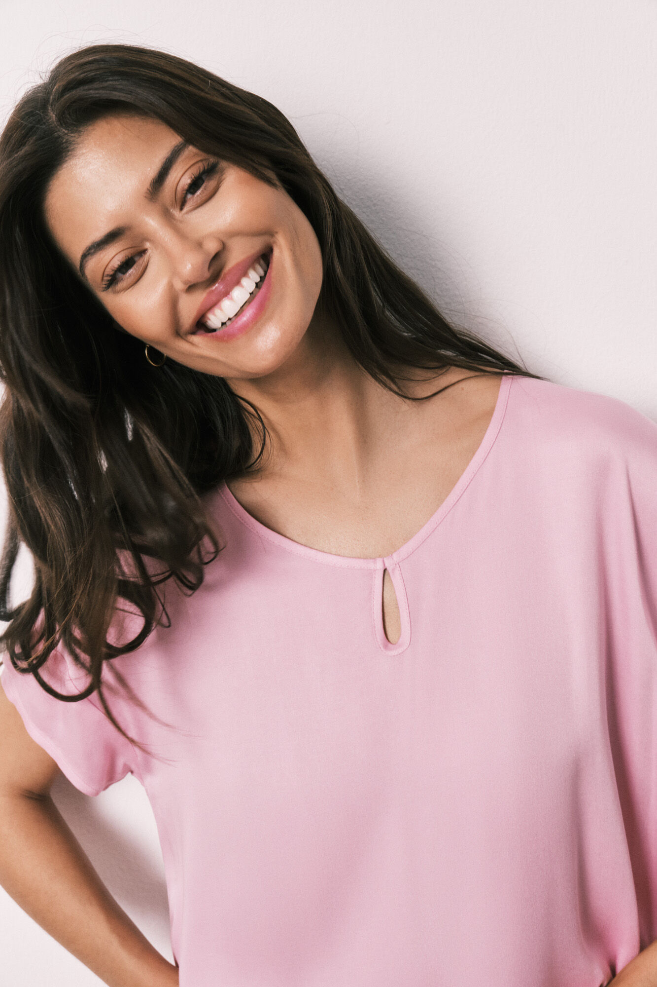 Women'secret Pijama larga de manga corta satinada rosa