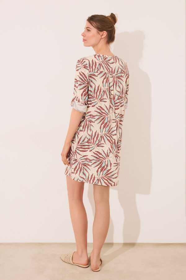Womensecret Playera de dormir short con estampado de hojas marfil