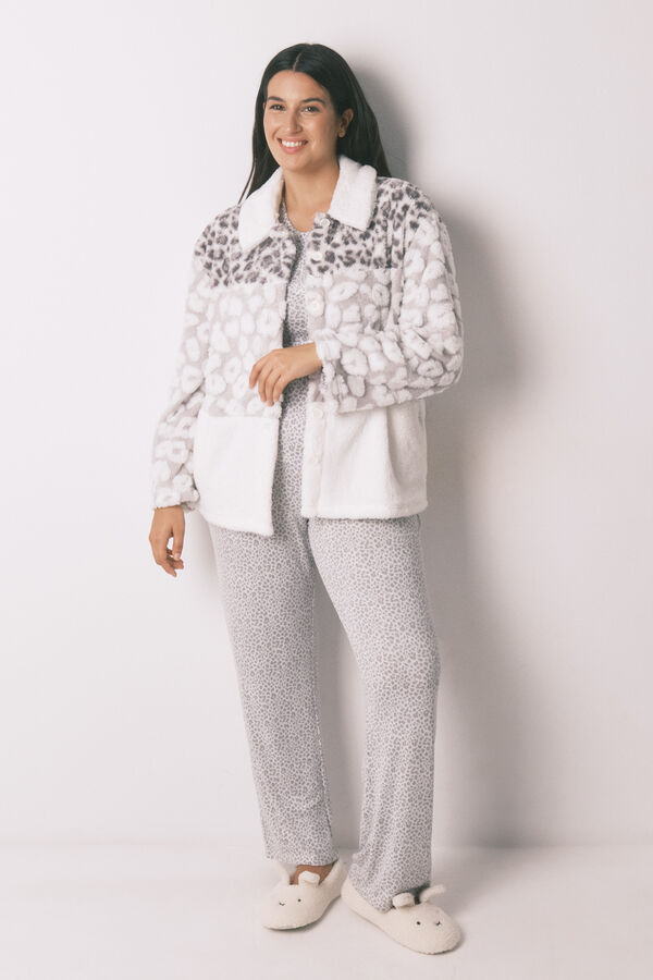 Women'secret Bata short de borrego con animal print tricolor marfil