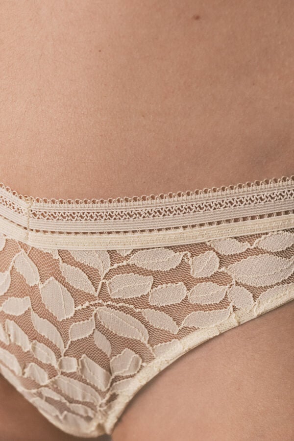 Women'secret Panty cl&aacute;sica cintura en V de encaje beige caf&eacute;