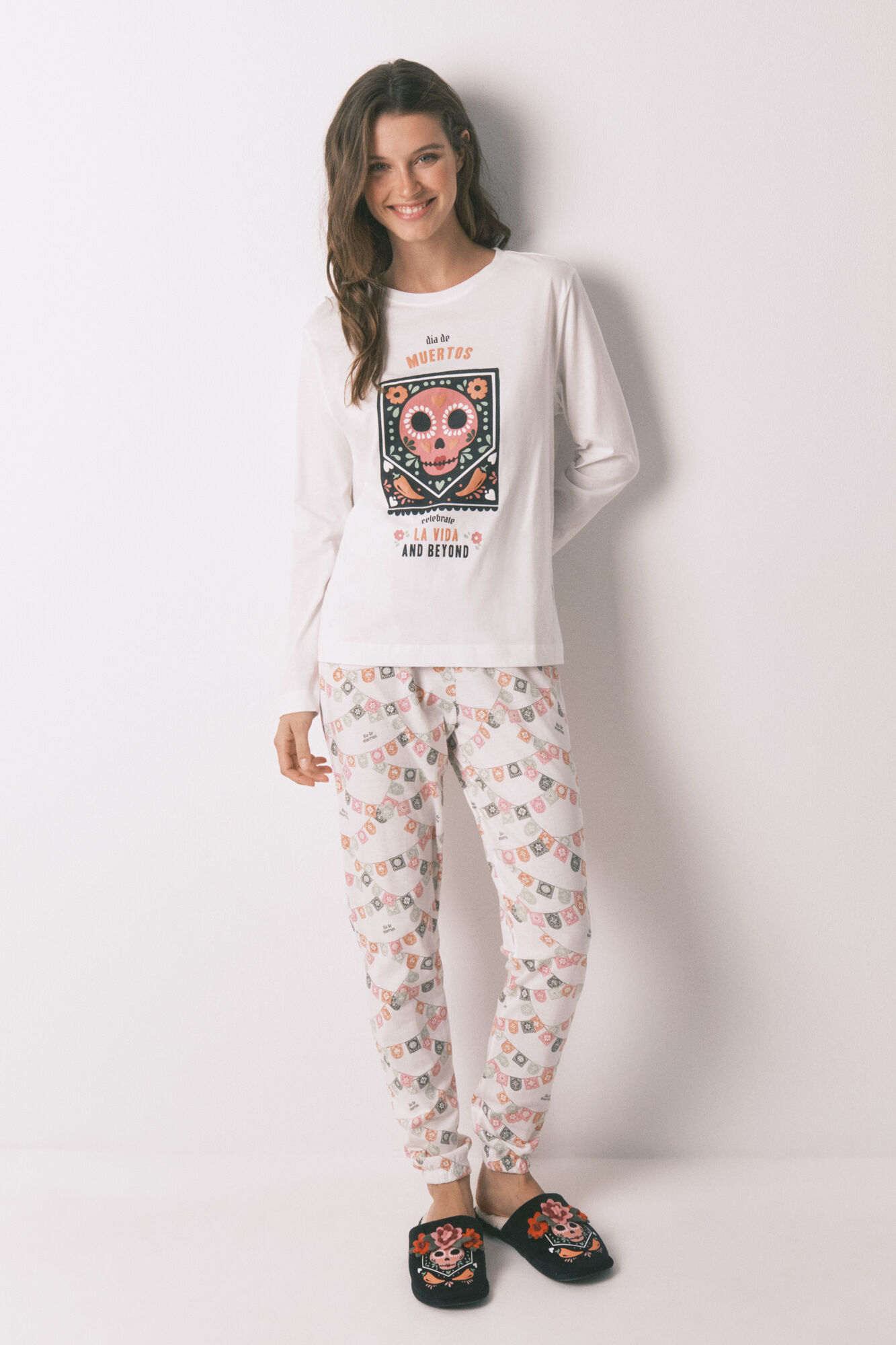 Women'secret Pijama larga"D&iacute;a de Muertos" 100% algod&oacute;n, color marfil