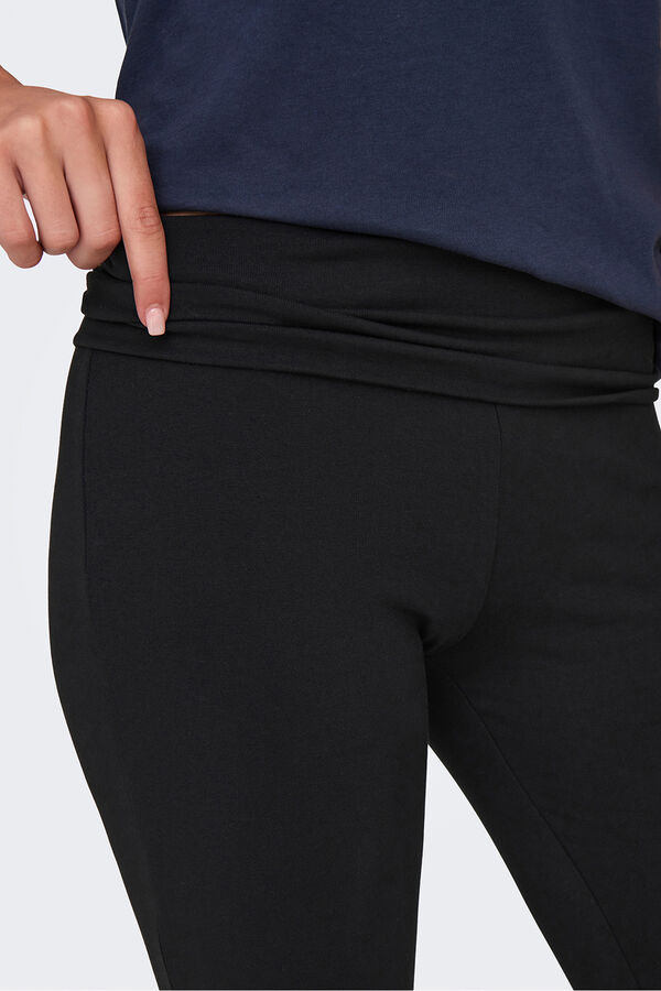 Only Play Legging capri el&aacute;stico negro