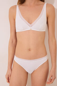 Womensecret Panty clásica de encaje de algodón color marfil marfil