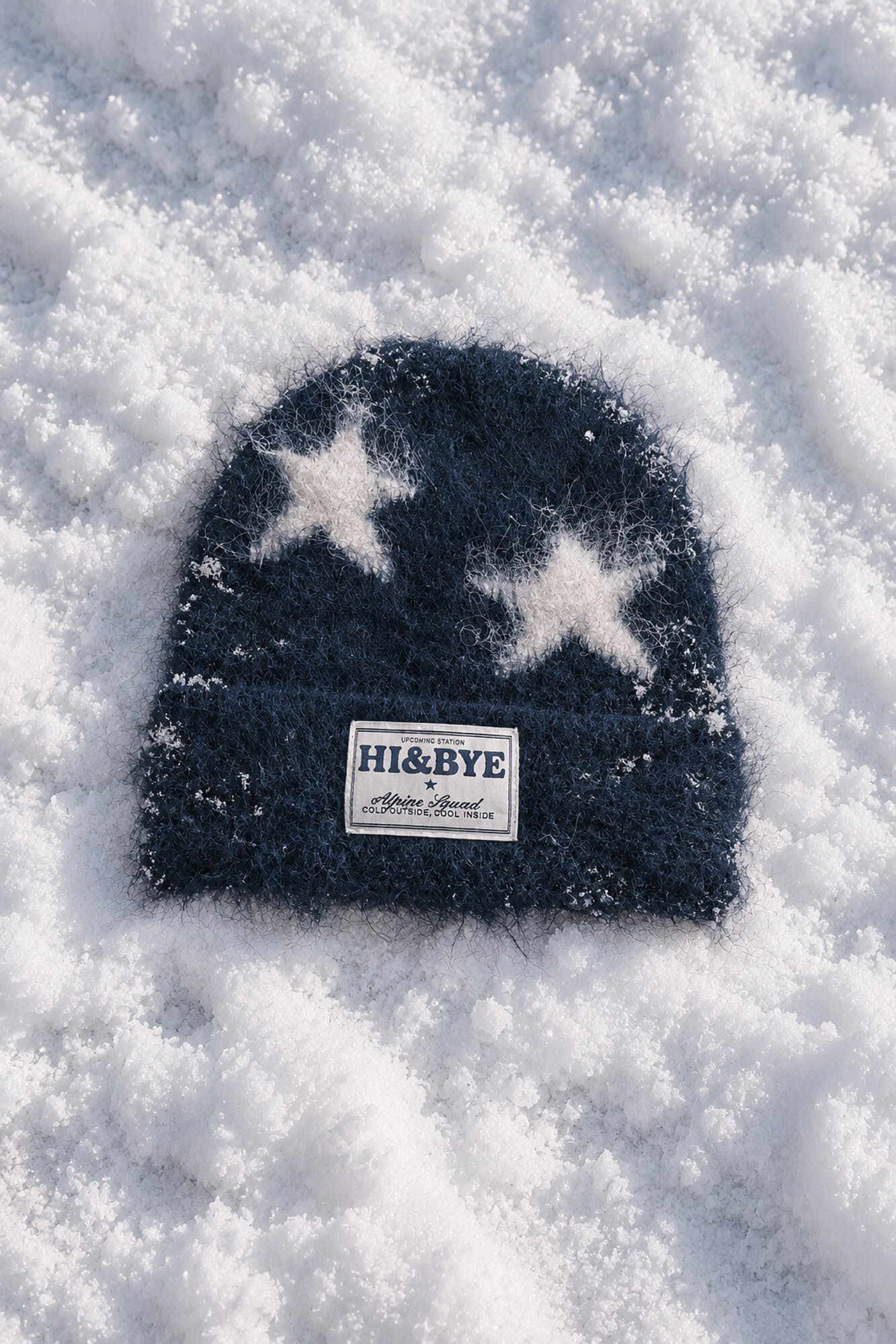 HI&BYE Gorro de punto con estrellas azul marino