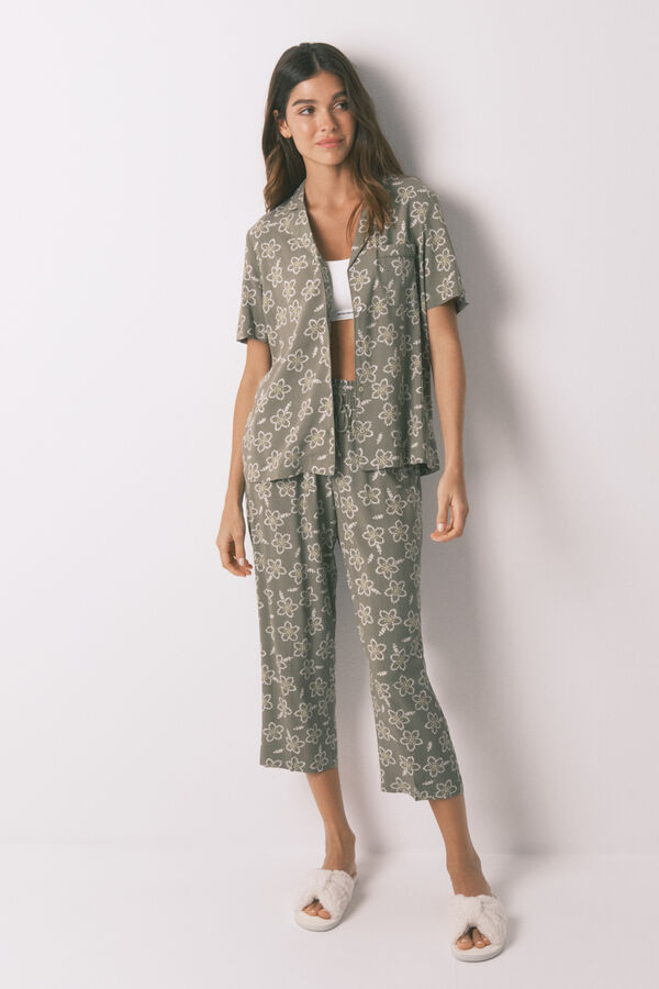 Womensecret Pijama capri de viscosa con flores color caqui  kaki