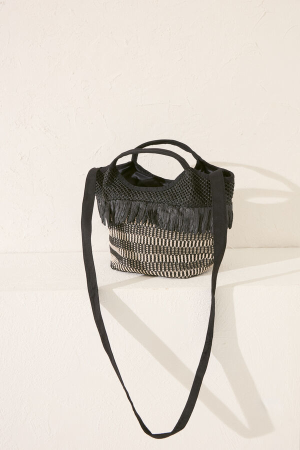 Womensecret Bolsa mediana de rafia negra con flecos . café