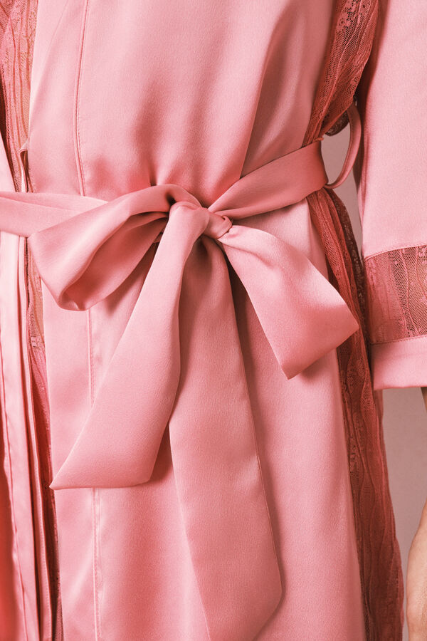 Women'secret Bata larga satinada de encaje rosa