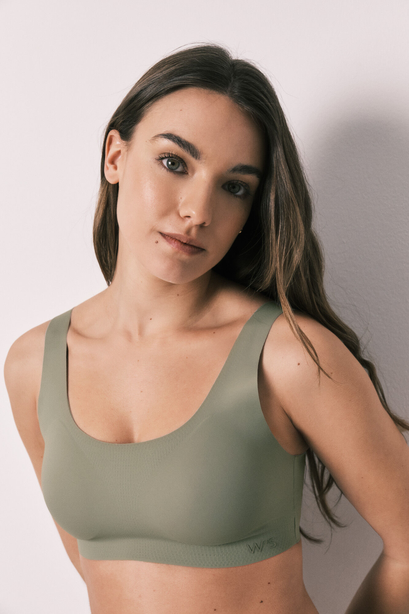 Women'secret Top liso corte limpio de microfibra kaki