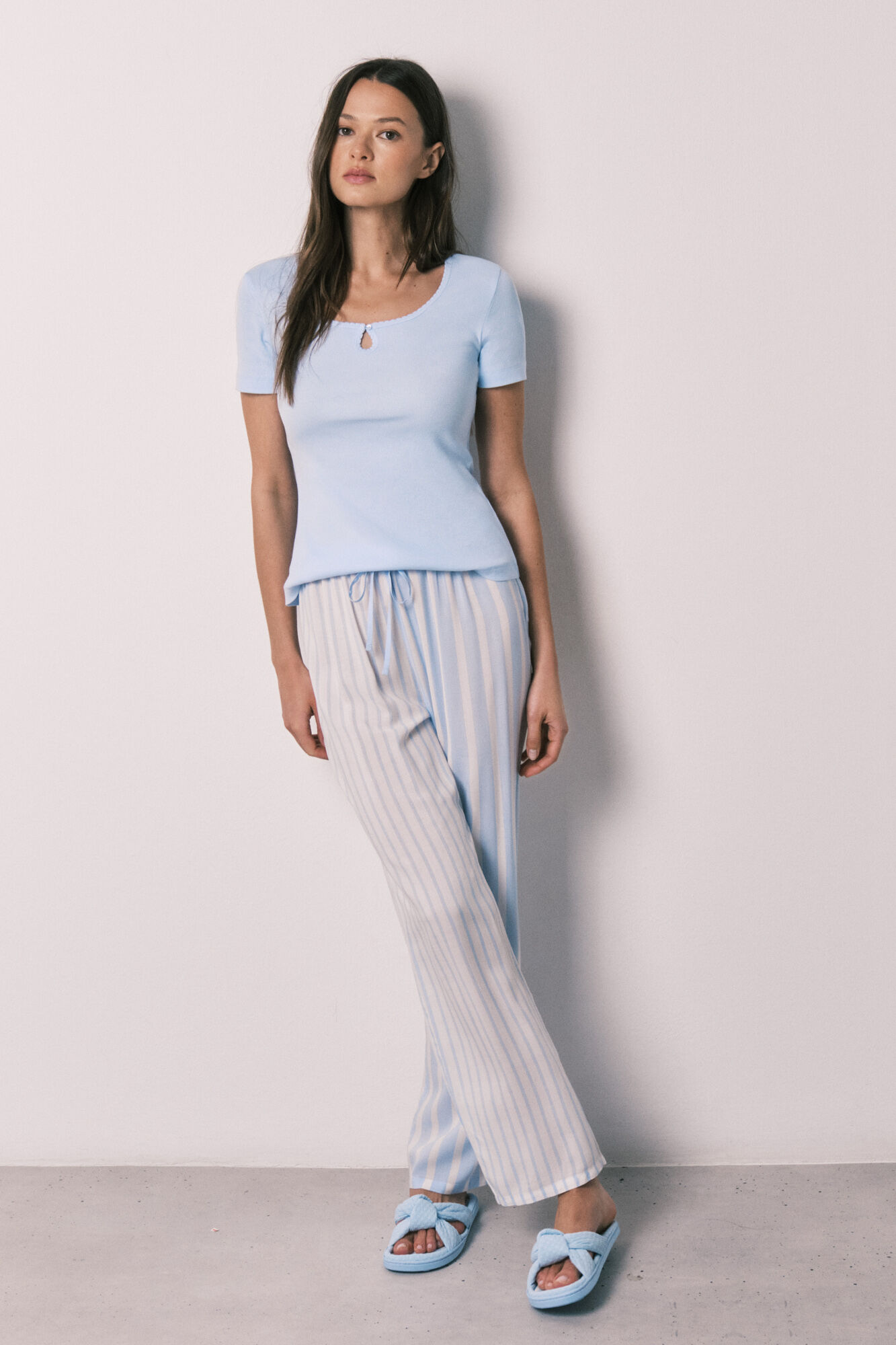 Women'secret Pijama larga de manga corta de algod&oacute;n y viscosa azul