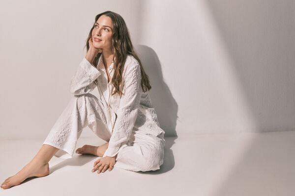 Women'secret Pijama larga camisero sat&eacute;n blanco marfil