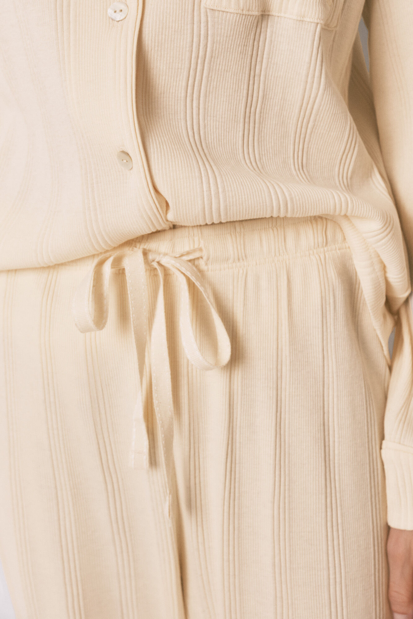 Women'secret Pijama camisera larga de algod&oacute;n acanalado amarillo