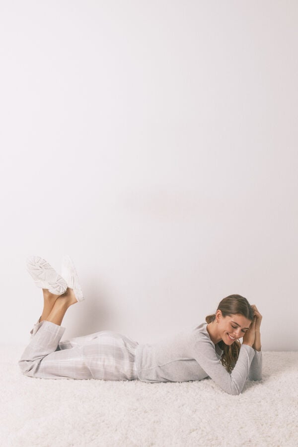 Women'secret Pijama larga cuadros con efecto brillante gris gris