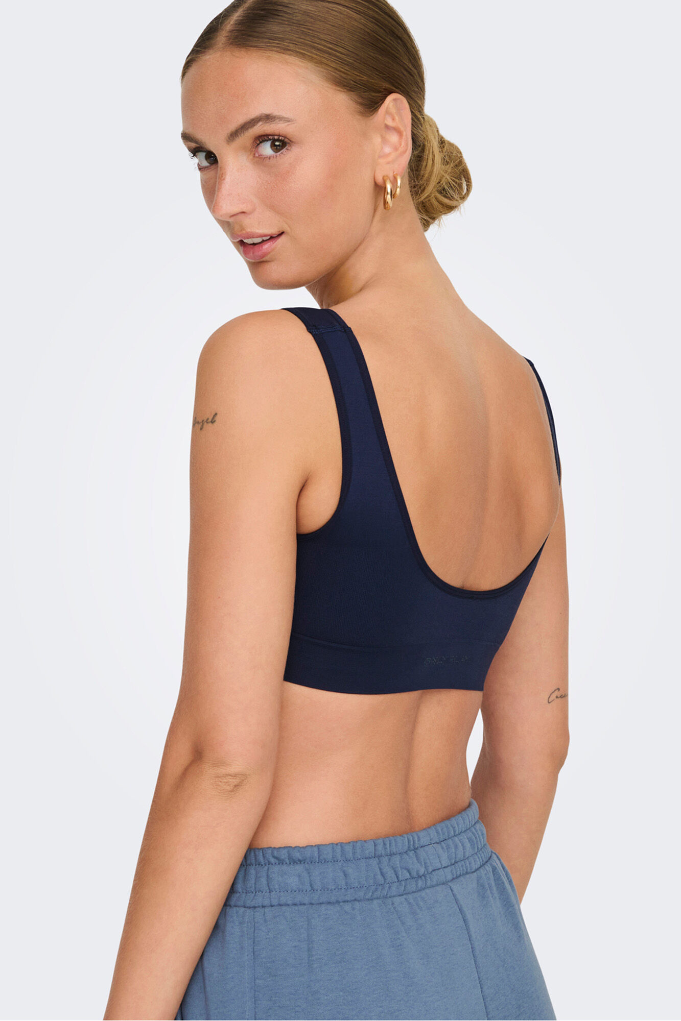 Only Play Brasier deportivo sin costuras de mariposa.