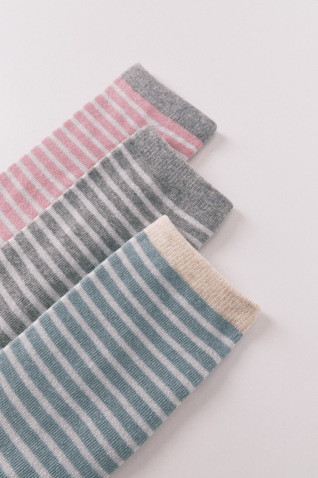 Women'secret Pack de 3 calcetines largos de rayas de lurex 