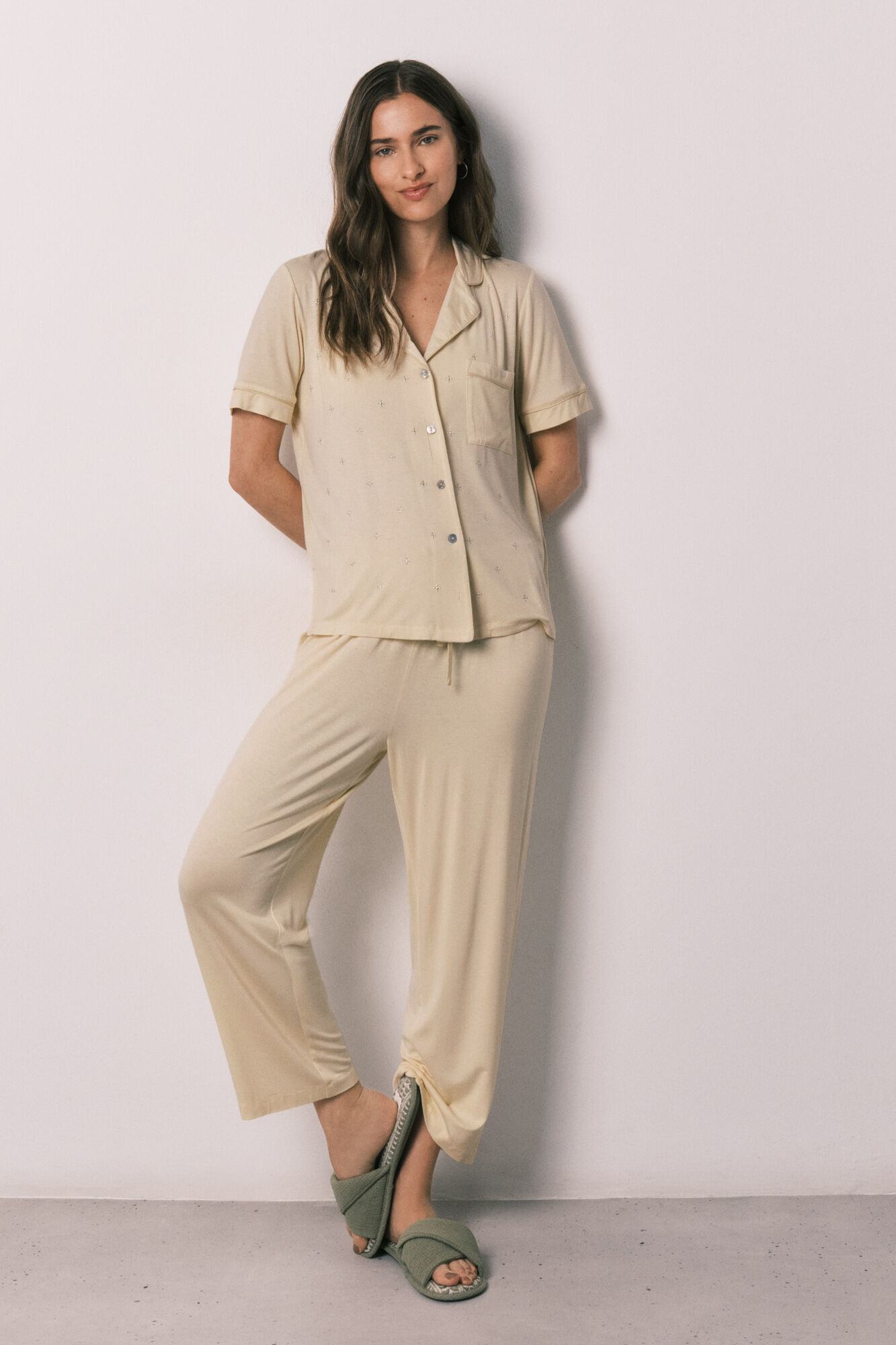 Women'secret Pijama larga camisera amarilla
