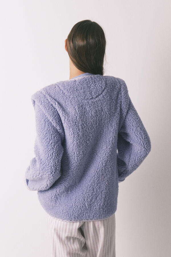 Women'secret Bata short de piel borrego de color lila estampado