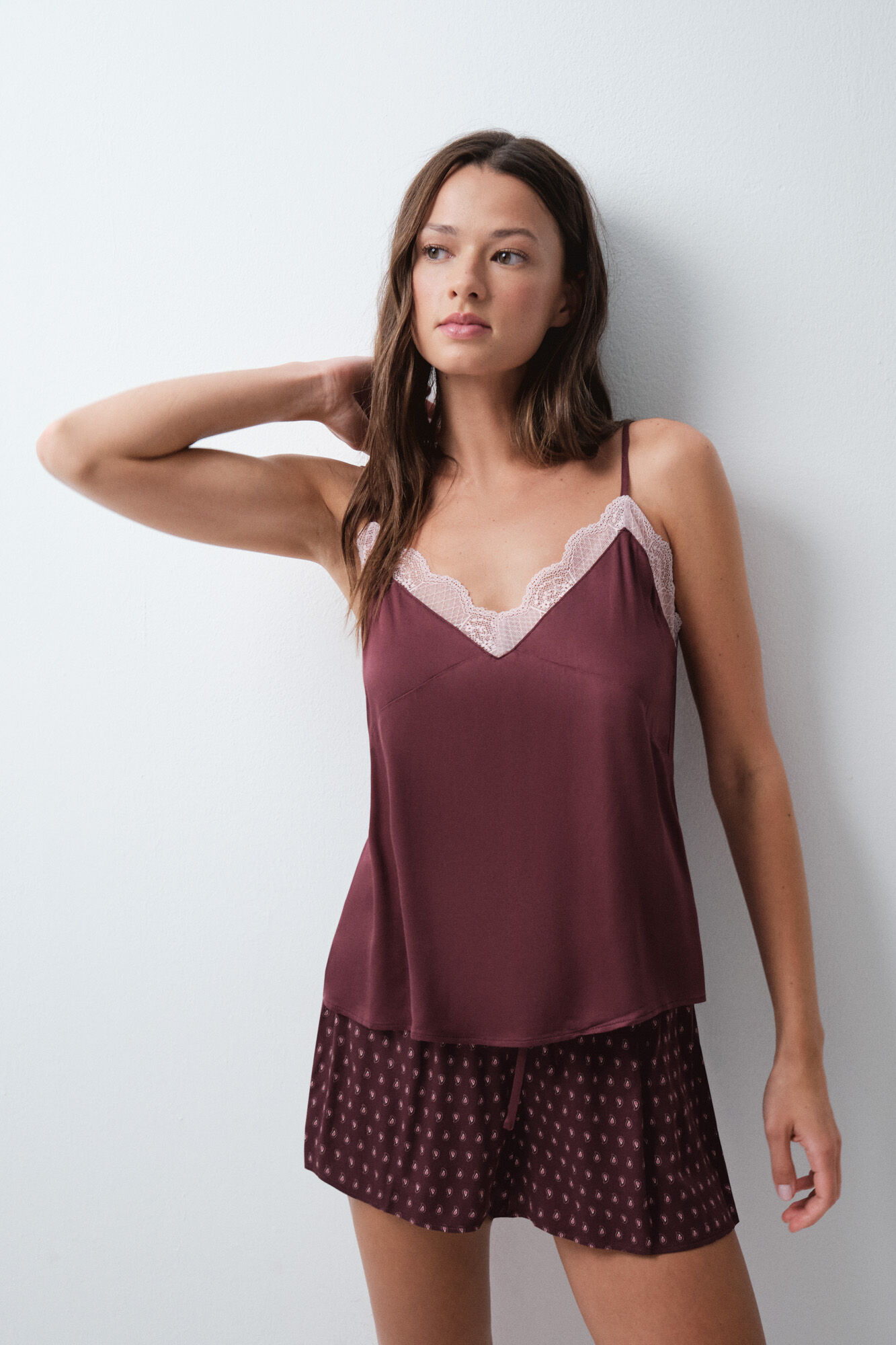 Women'secret Pijama corta de tirantes de encaje granate
