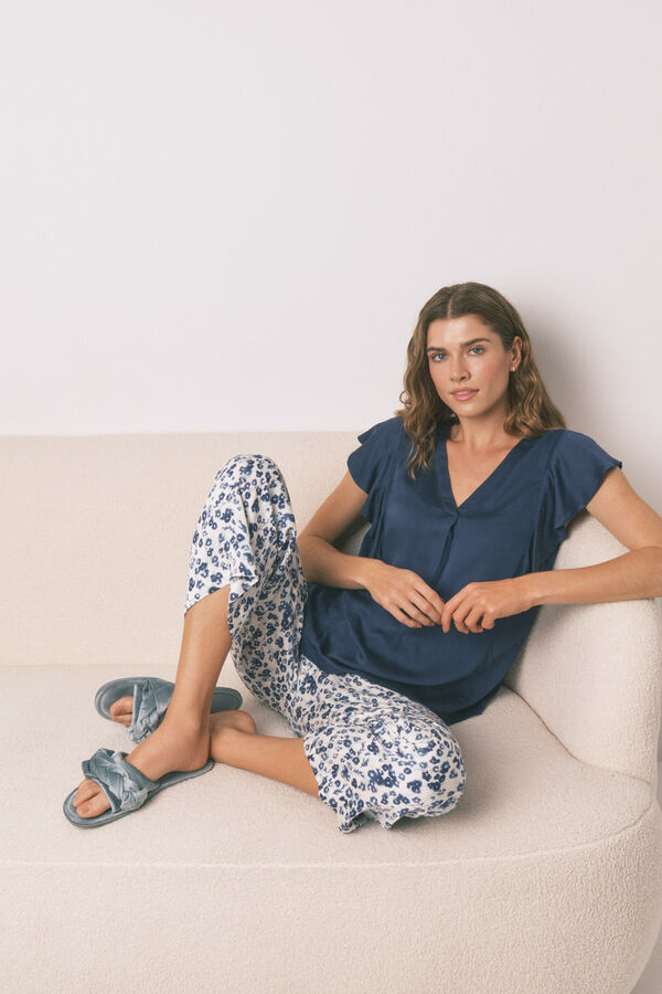 Womensecret Pijama Capri de viscosa con estampado floral azul  estampado
