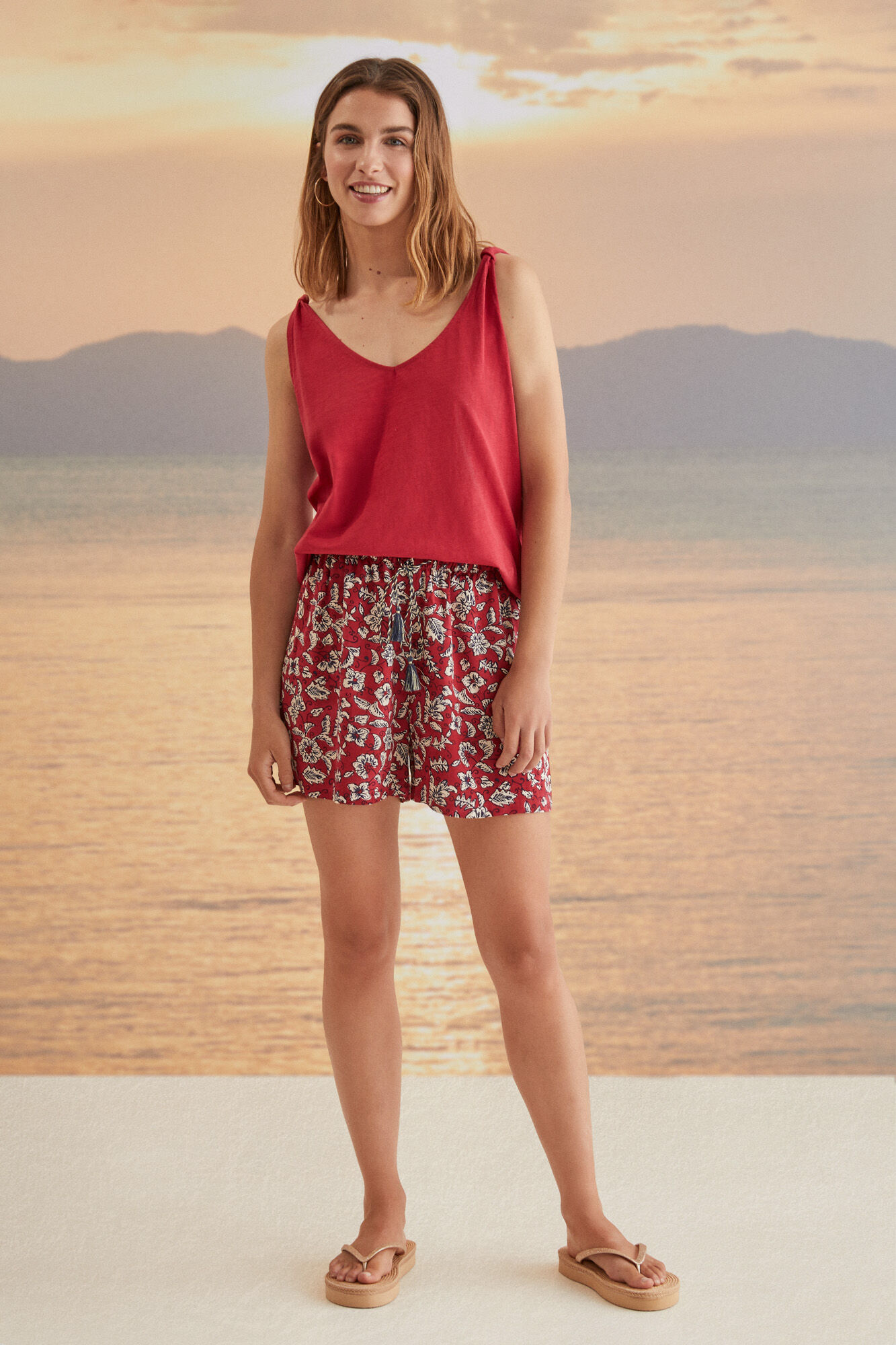 Pantalon corto flores Pantalones de mujer WomenSecret MX