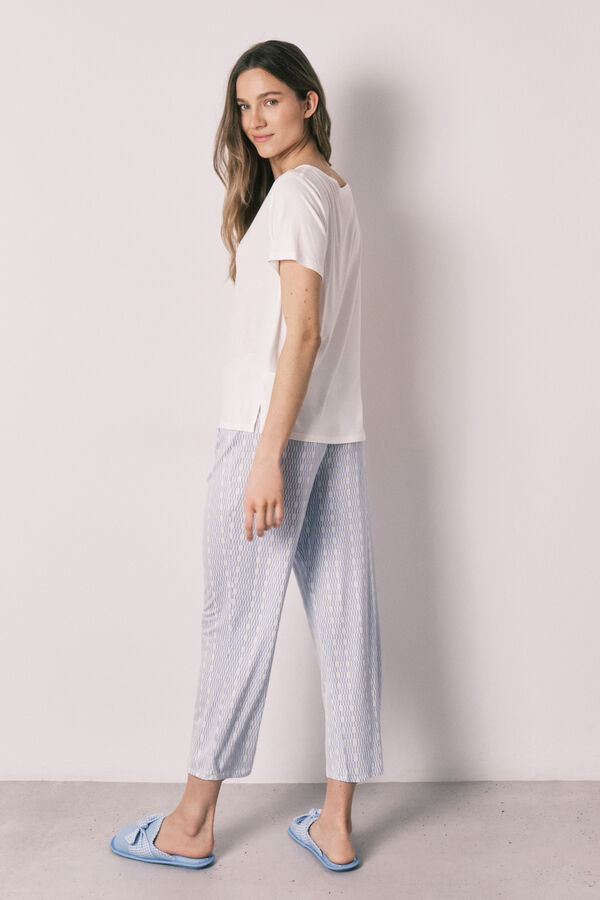 Women'secret Pijama larga Cinnamoroll estampado geom&eacute;trico marfil