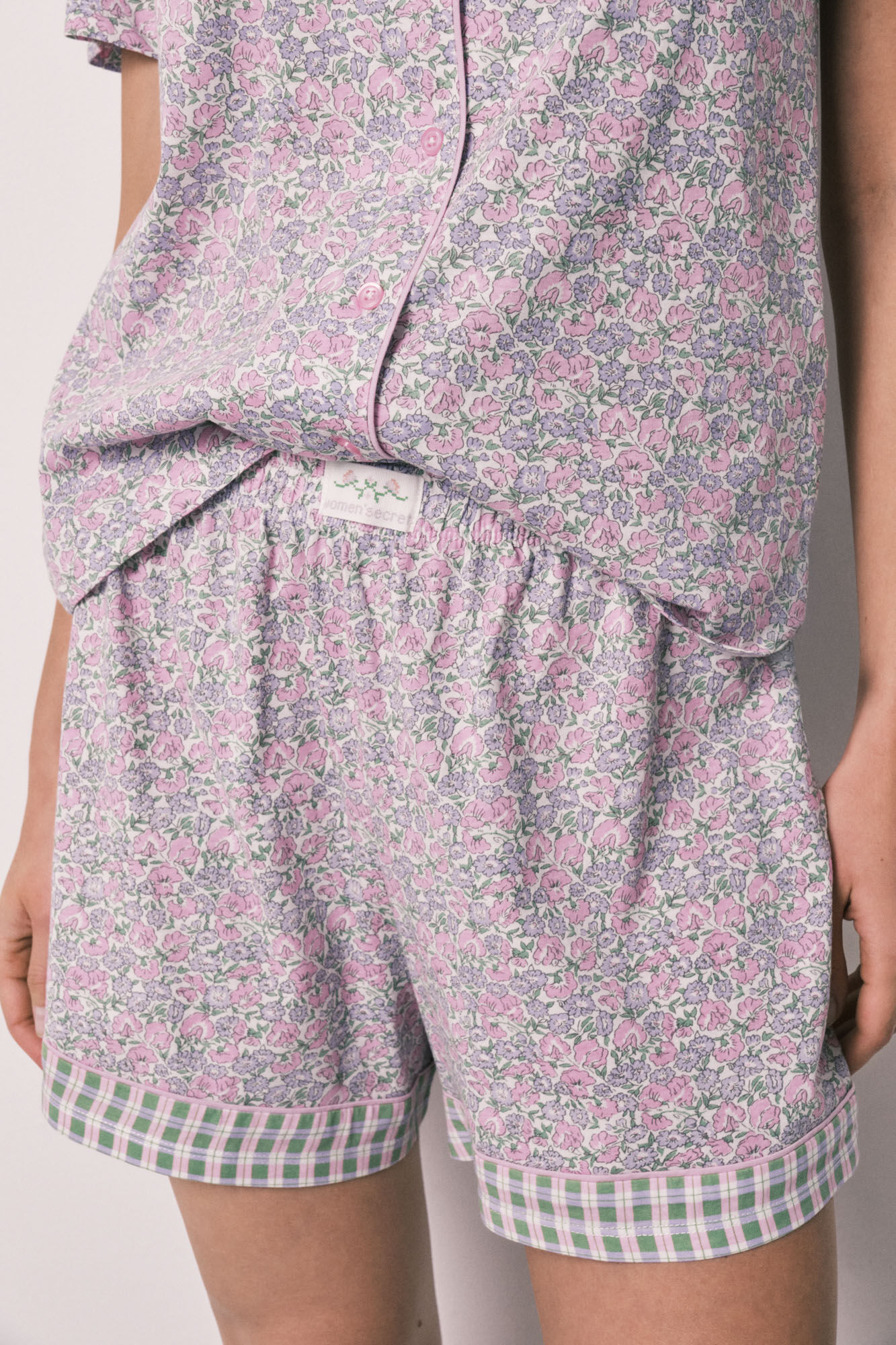 Women'secret Pijama corta camisera de algod&oacute;n con florecitas