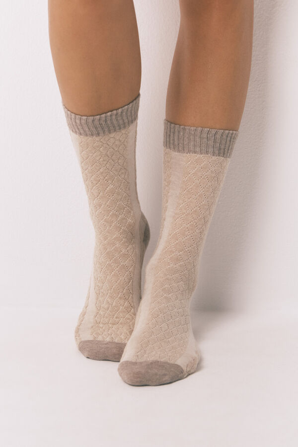 Women'secret Calcetines largos trenzados de arena café