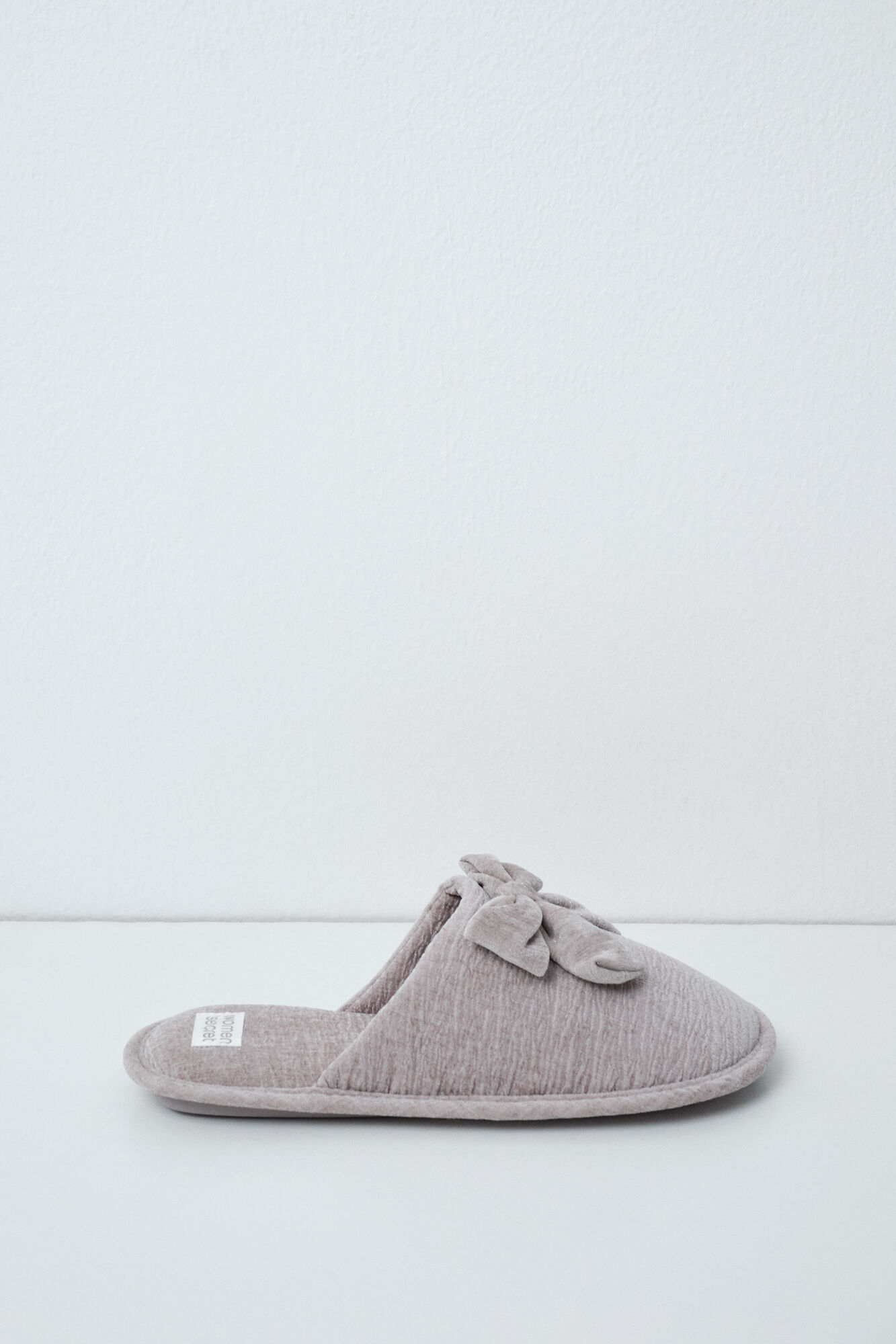 Women'secret Pantunflas de lazo de terciopelo gris